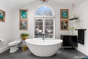 136 Shadow Ridge Rd, Stamford, CT 06905 - Photo 17