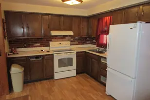 50 Dale St, East Haven, CT 06513 - Photo 5