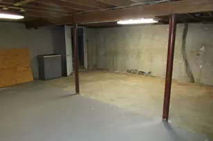 50 Dale St, East Haven, CT 06513 - Photo 15