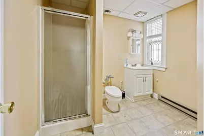 21 Holmes Avenue, Waterbury, CT 06710 - Photo 17