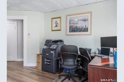 21 Holmes Avenue, Waterbury, CT 06710 - Photo 13