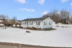 40 Iannotti Ln, Derby, CT 06418 - Photo 29