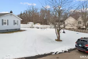 40 Iannotti Ln, Derby, CT 06418 - Photo 29