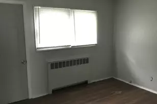 [Address not provided], Hartford, CT 06106 - Photo 17