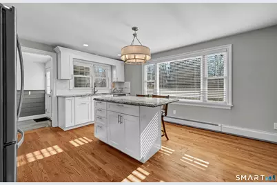 4 Anchor Street, Danbury, CT 06811 - Photo 9