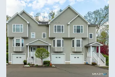 31 South Turnpike Road #APT C2, Wallingford, CT 06492 - Photo 1