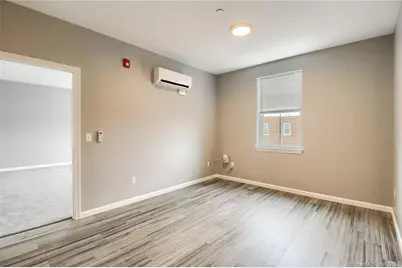 9 Steele Boulevard #201, Berlin, CT 06037 - Photo 5