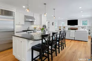 12 Walmsley Rd, Darien, CT 06820 - Photo 9