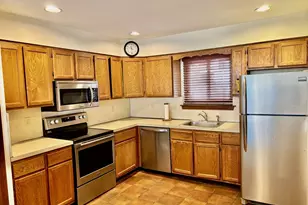 14 Idlewood, Bethel, CT 06801 - Photo 3