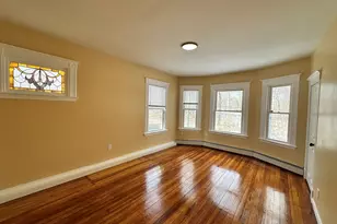 207 Greenfield St, Hartford, CT 06112 - Photo 9