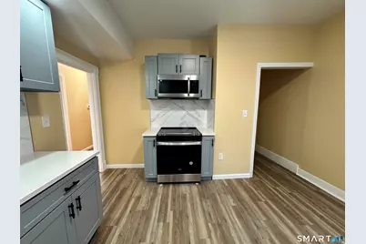 207 Greenfield Street, Hartford, CT 06112 - Photo 5