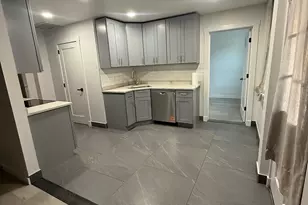 69 Whitfield St, Guilford, CT 06437 - Photo 5