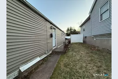 615 East Main Street #2, Meriden, CT 06450 - Photo 3