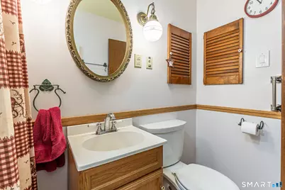 30 Green Manor Drive, East Hartford, CT 06118 - Photo 25