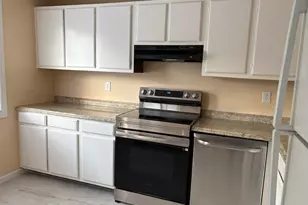 7 Padanaram Rd, Danbury, CT 06811 - Photo 3