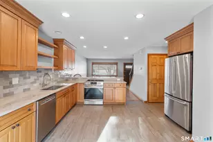 75 Orangewood W, Derby, CT 06418 - Photo 7