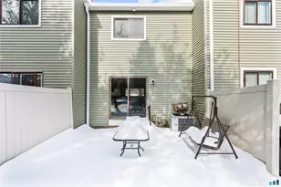 75 Orangewood W, Derby, CT 06418 - Photo 33