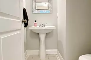 10 Sampson Terrace, Danbury, CT 06810 - Photo 5