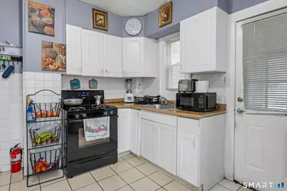 18 Grandview Avenue, Danbury, CT 06810 - Photo 11