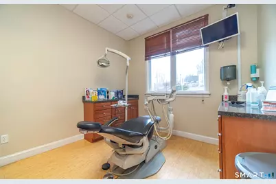 30 Country Squire Drive, Cromwell, CT 06416 - Photo 25