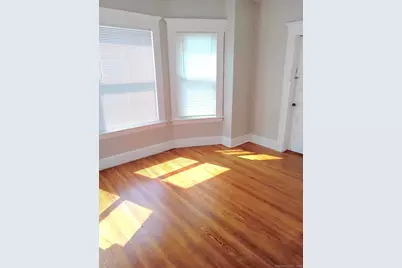 121 Lounsbury Street #3E, Waterbury, CT 06706 - Photo 5