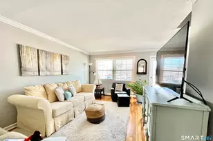 25 Riverside Dr, Clinton, CT 06413 - Photo 5