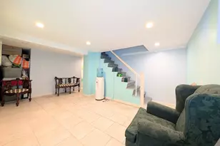 454 Pembroke St, Bridgeport, CT 06608 - Photo 27