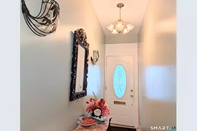 454 Pembroke Street, Bridgeport, CT 06608 - Photo 5