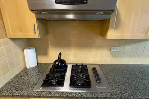 31 Woodland St, Hartford, CT 06111 - Photo 3