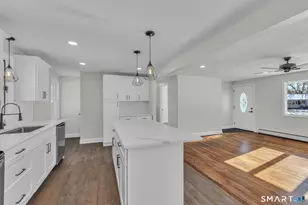 22 Mohawk Cir, Newington, CT 06111 - Photo 9