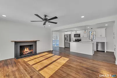 22 Mohawk Circle, Newington, CT 06111 - Photo 11