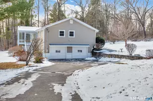 5 Lorraine Dr, Woodbridge, CT 06525 - Photo 3