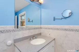 5 Lorraine Dr, Woodbridge, CT 06525 - Photo 17