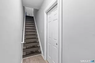 301 Poplar St, Bridgeport, CT 06605 - Photo 27