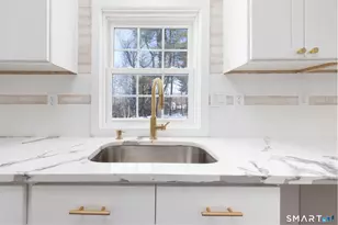 6 Waterbury Rd, North Haven, CT 06473 - Photo 9