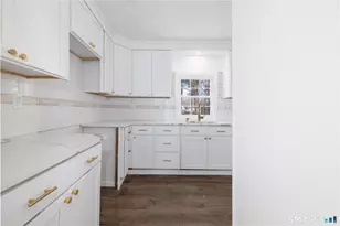 6 Waterbury Rd, North Haven, CT 06473 - Photo 11