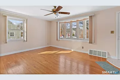 250 Szost Drive, Fairfield, CT 06824 - Photo 5