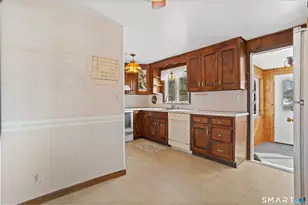 250 Szost Dr, Fairfield, CT 06824 - Photo 7