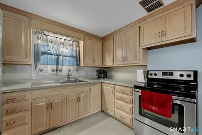 70 Baldwin Street, Meriden, CT 06451 - Photo 15