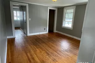 61 8th St, Derby, CT 06418 - Photo 3