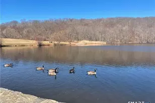 61 8th St, Derby, CT 06418 - Photo 11