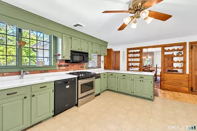 62-J Patricia Avenue, North Stonington, CT 06359 - Photo 11
