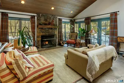 3 Raiders Lane, Darien, CT 06820 - Photo 9