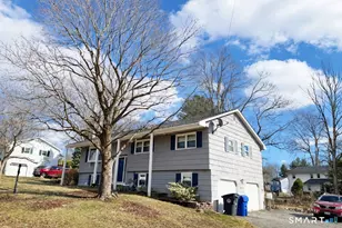 271 Meadowview Dr, Torrington, CT 06790 - Photo 3