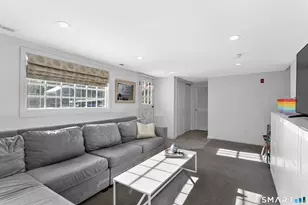 75 Spinning Wheel Rd, Fairfield, CT 06824 - Photo 15