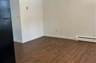 84 Glen Eagle Dr, Bristol, CT 06010 - Photo 5