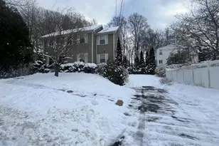 12 Woodedge Ave, Waterbury, CT 06706 - Photo 3