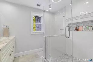 281 Wood House Rd, Fairfield, CT 06824 - Photo 15