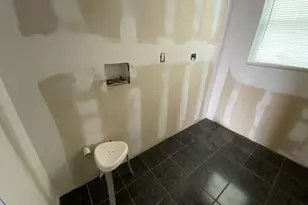 37 Fulton Dr, New Fairfield, CT 06812 - Photo 17