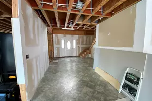 37 Fulton Dr, New Fairfield, CT 06812 - Photo 9